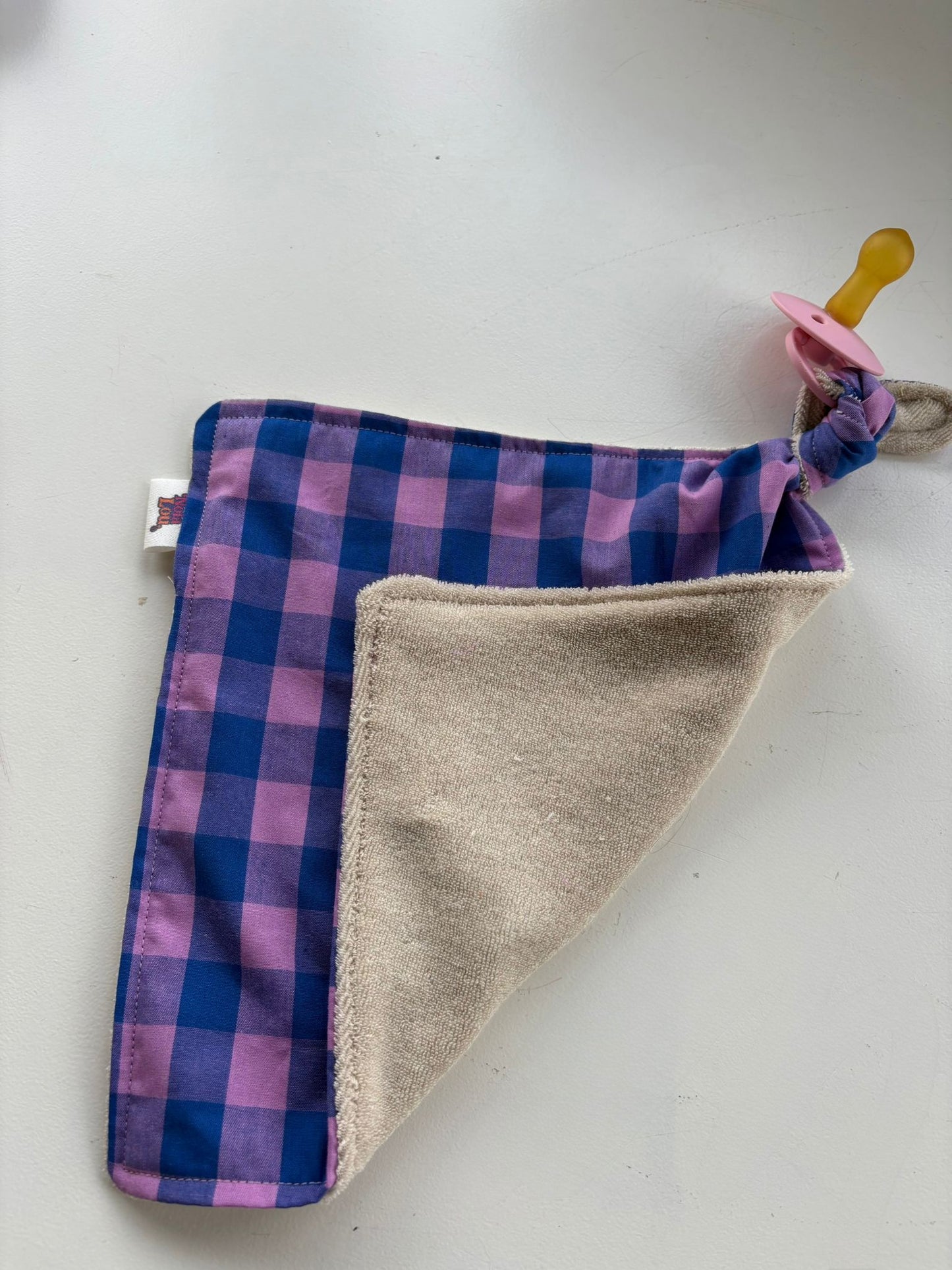 Speendoekje - Roze, blauw geblokt.