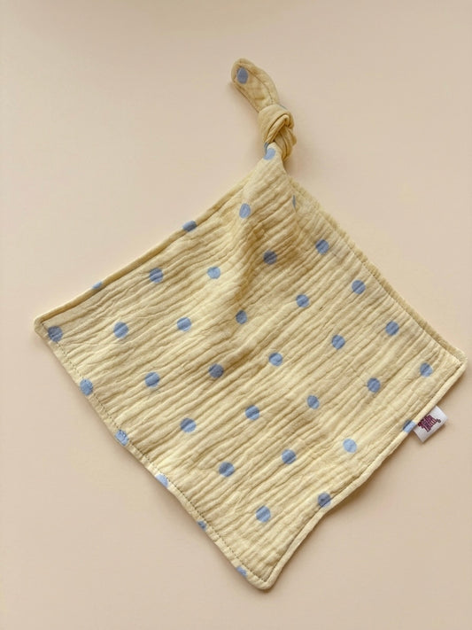 Speendoekje hydrofiel - Geel met blauwe dots.